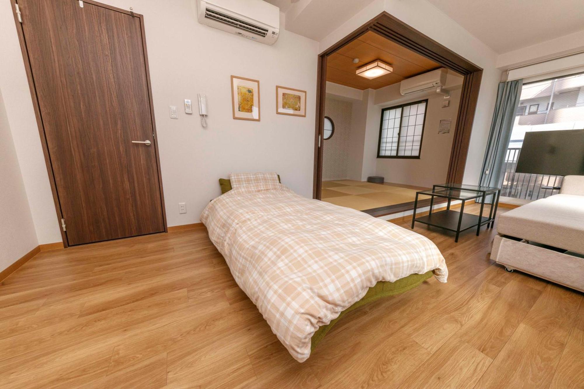 Gamadas Bld Tokyo Room photo