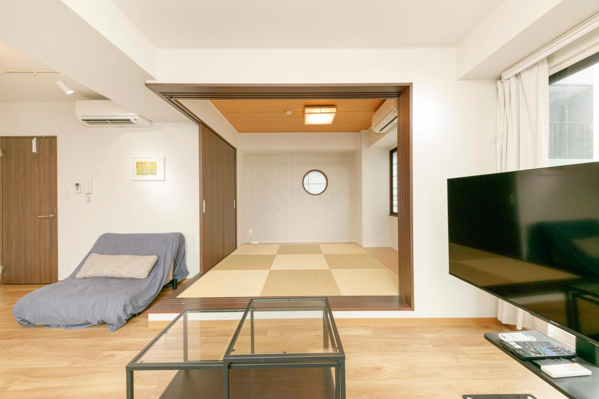 Gamadas Bld Tokyo Room photo